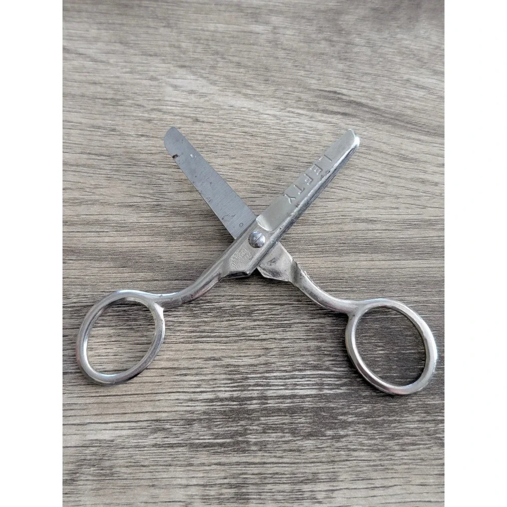 Vintage LEFTY Kids Youth Scissors Set of 4 Left Handed Metal Safety Shears